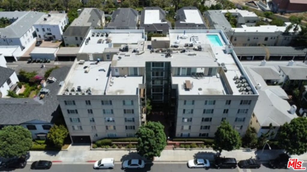 Experience Beverly Hills luxury with this prime property, steps from Westfield Century City, Starbucks, top restaurants, Rodeo Drive & Beverly Hills High School.  Community  rooftop swimming pool and BBQ area offer perfect relaxation & entertainment options. Parking, daily on-site security, HOA dues include internet, cable, & water.